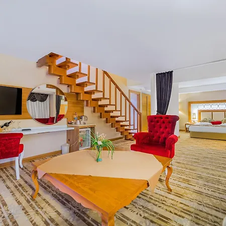 Otel Justiniano Deluxe Okurcalar