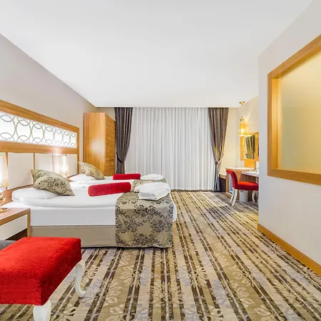 Otel Justiniano Deluxe